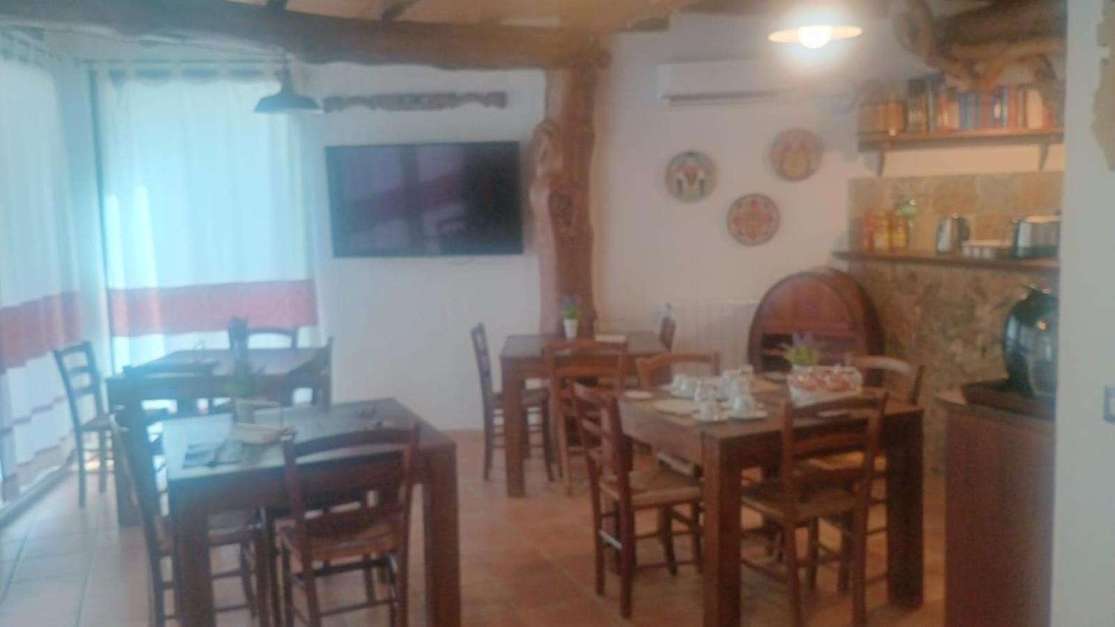 Antiche Terre Di Gallura Monti Exterior foto